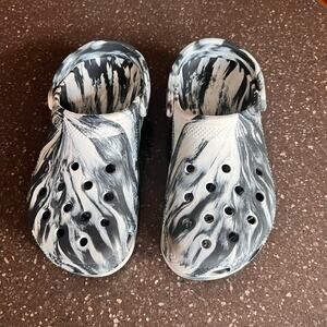 Crocs Classic Clog  tie dye black and white size Mens 8 Womens 10